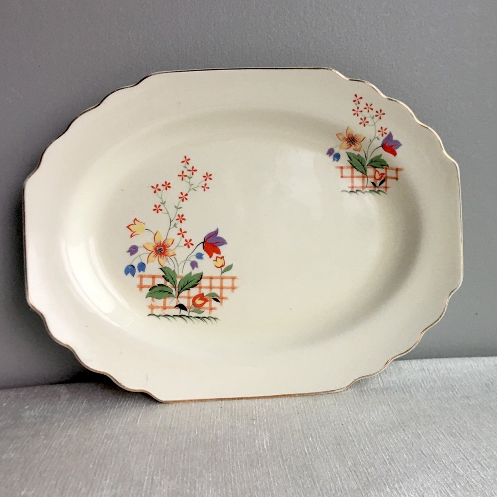 1950’s oval <floral> platter by WS GEORGE